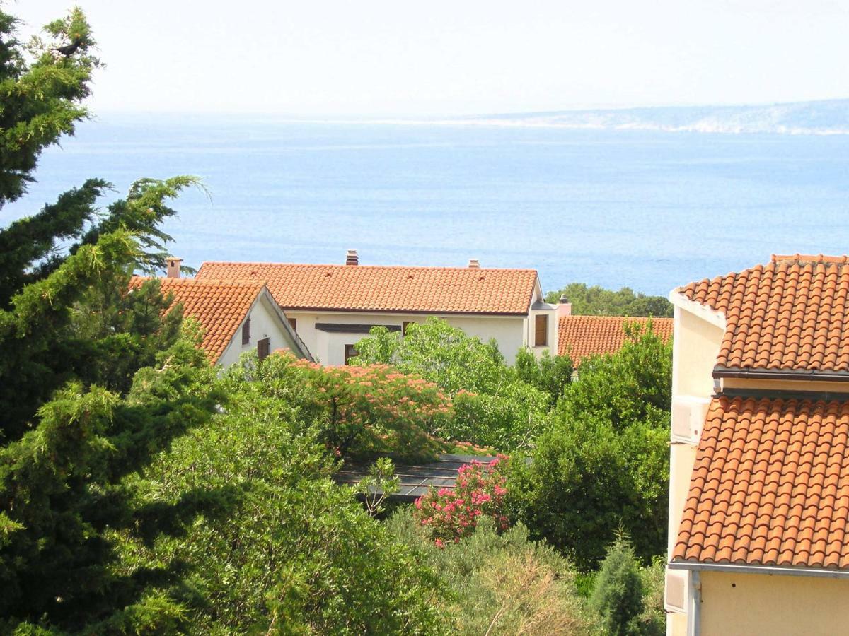 Appartamento Apartman Juric Krk Town Esterno foto